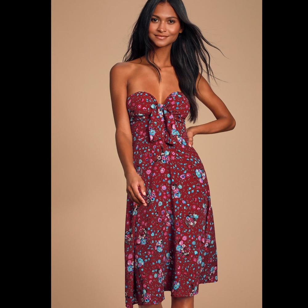 Lulu’s Ava Burgundy Dress